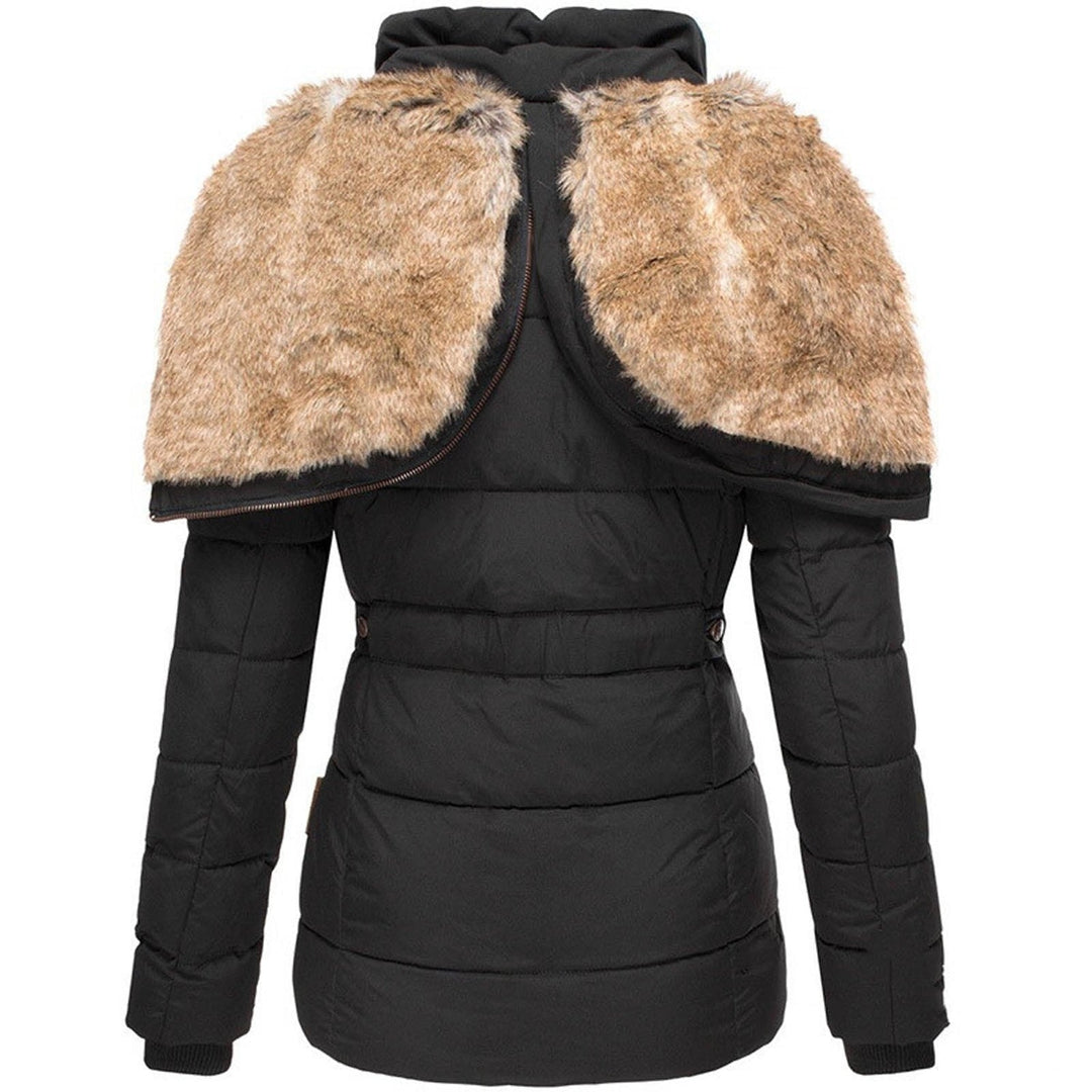 Annamarie I Pufferjacka med Huva och Slim Fit Design