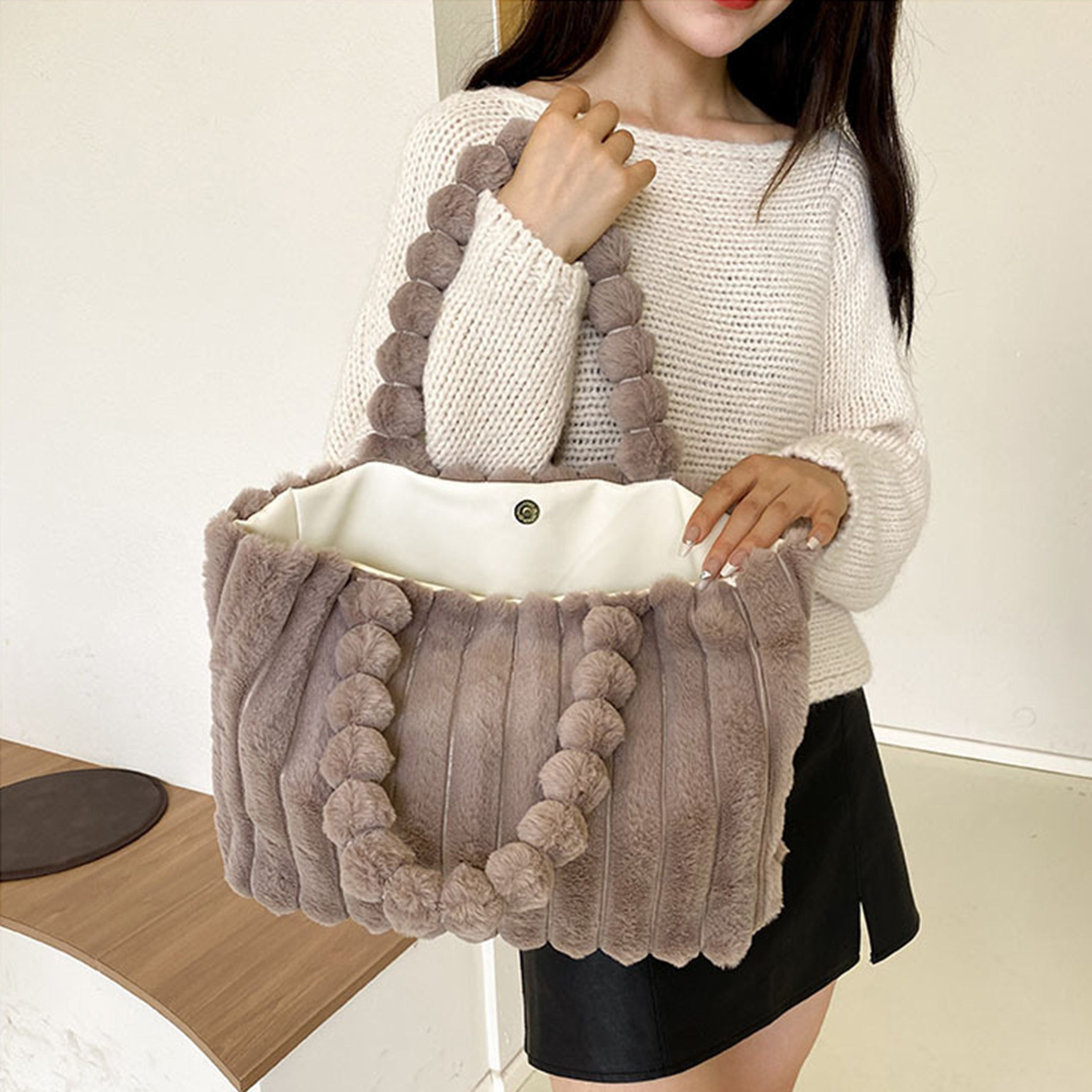 CIVILON Stockholm™ | Pluche Soft Cloudpuff Väska