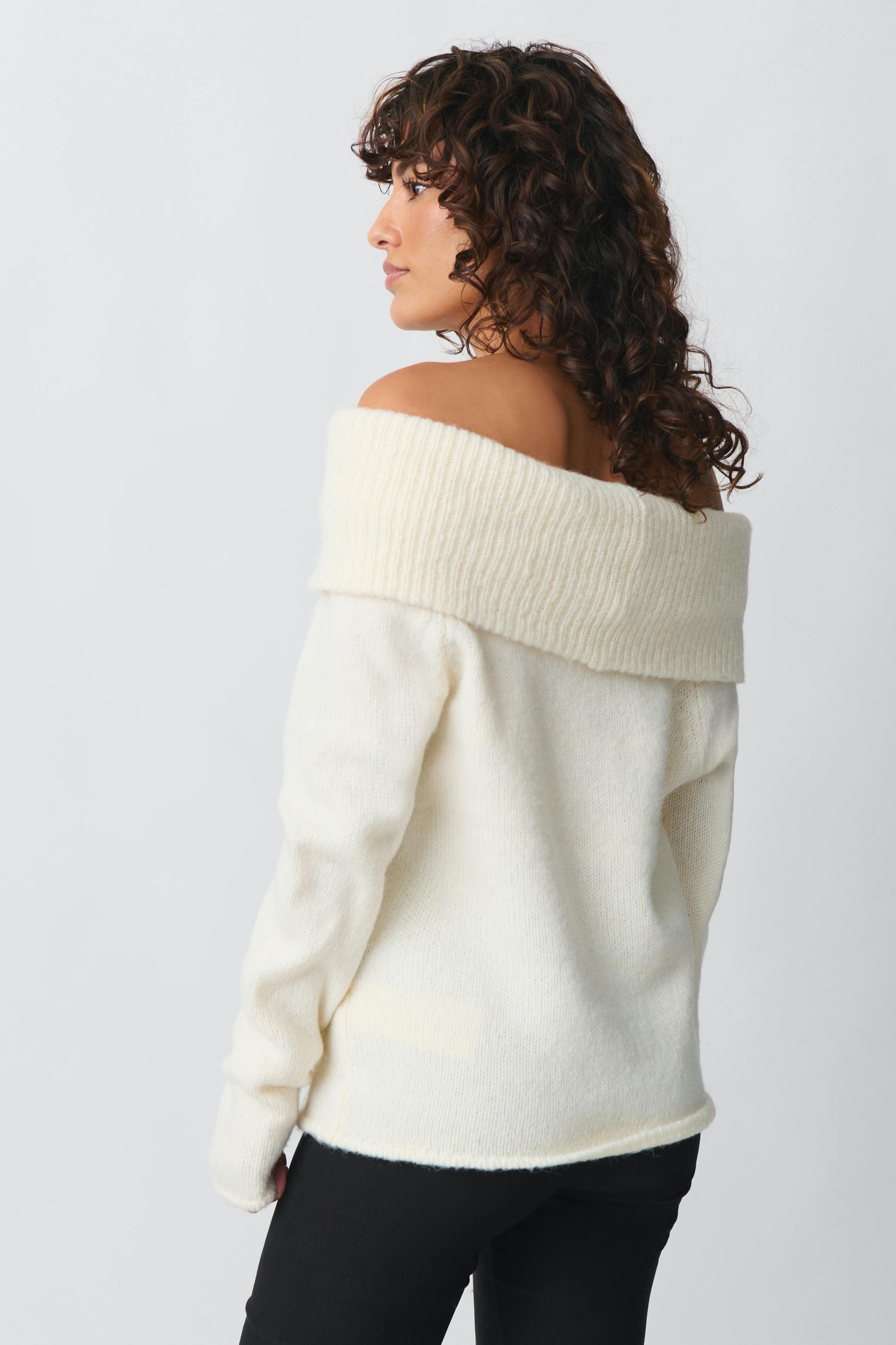 CIVILON Stockholm™ |  Conform Off-Shoulder Tröja