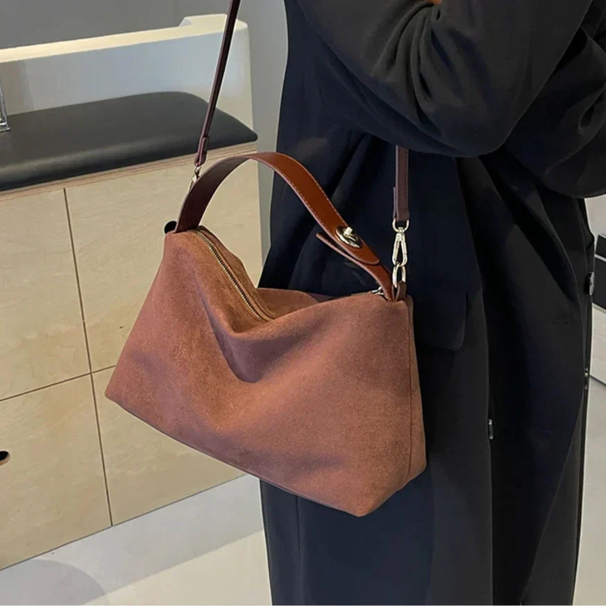 CIVILON Stockholm™ |  Lyxig Suede Handväska